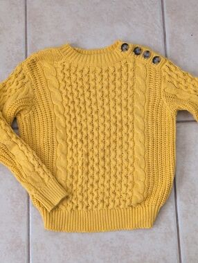 Ann Taylor Yellow Cable Knit Sweater Size XSP